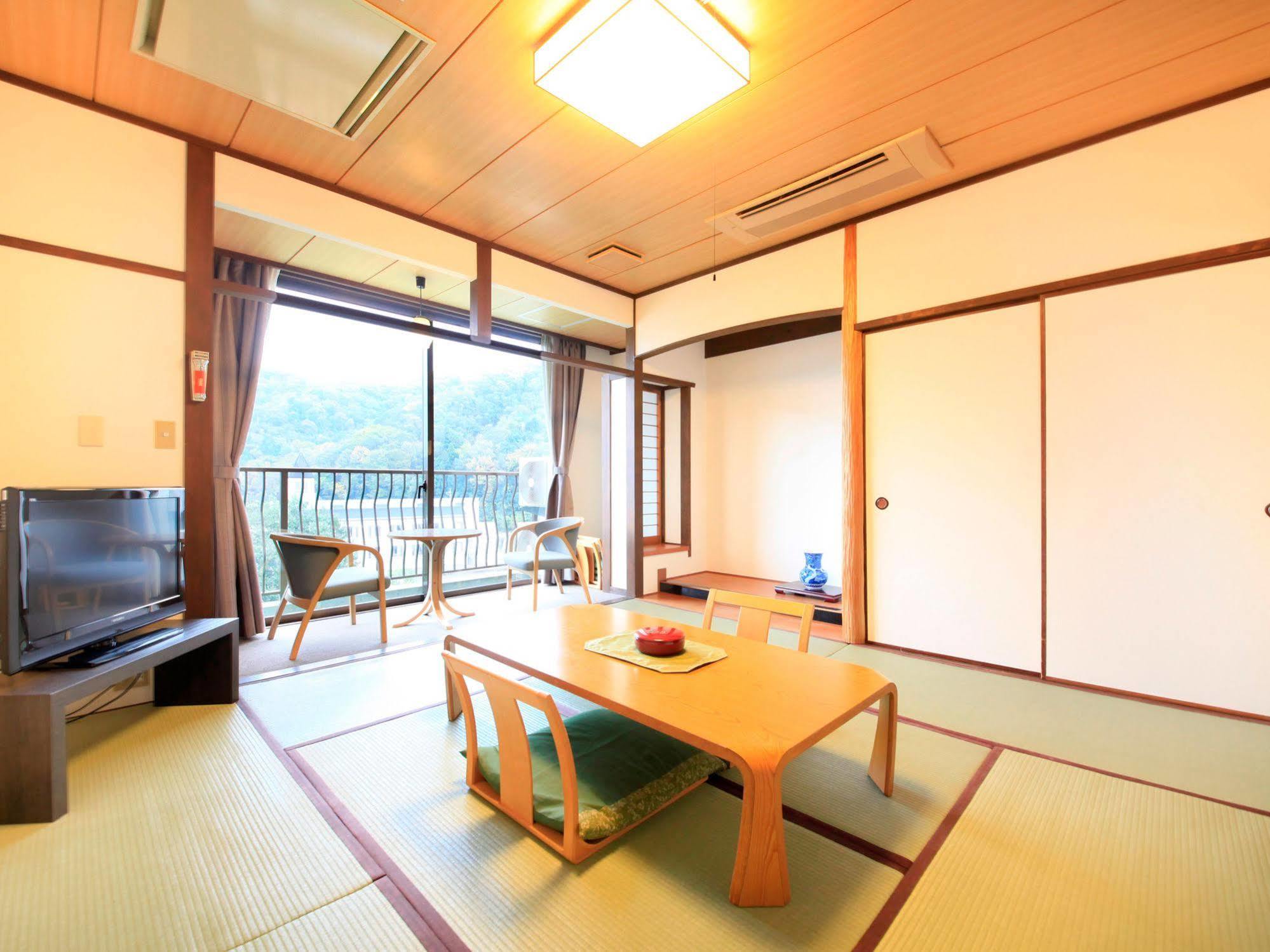 Hotel Kamogawaso Takehara Exterior photo